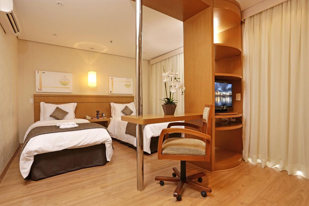 Astron Saint Charbel Suites & Life San Paolo Esterno foto