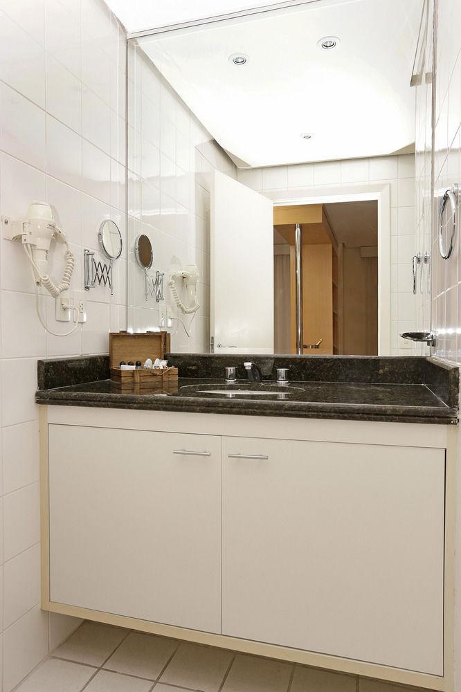 Astron Saint Charbel Suites & Life San Paolo Esterno foto